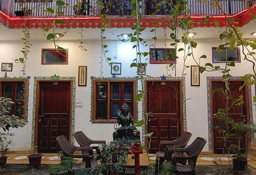 Отель Pushkar Golden Haveli