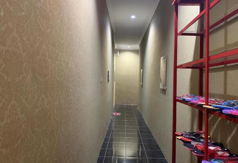 호텔 Reddoorz Near Gembira Loka Zoo 3