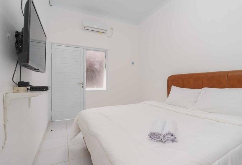 בית מלון כפרי Reddoorz Near Reremi Pemancar Manokwari