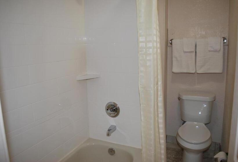 בית מלון כפרי Scottish Inns