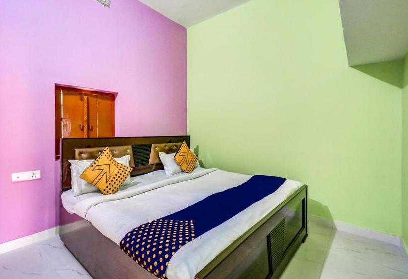 ホテル Spot On 77611 Hanuman Ji Guesthouse