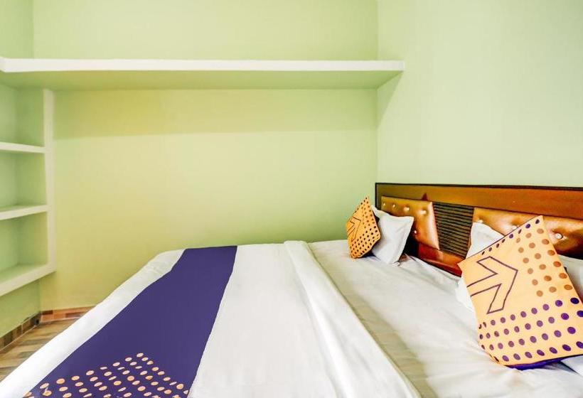 ホテル Spot On 77611 Hanuman Ji Guesthouse