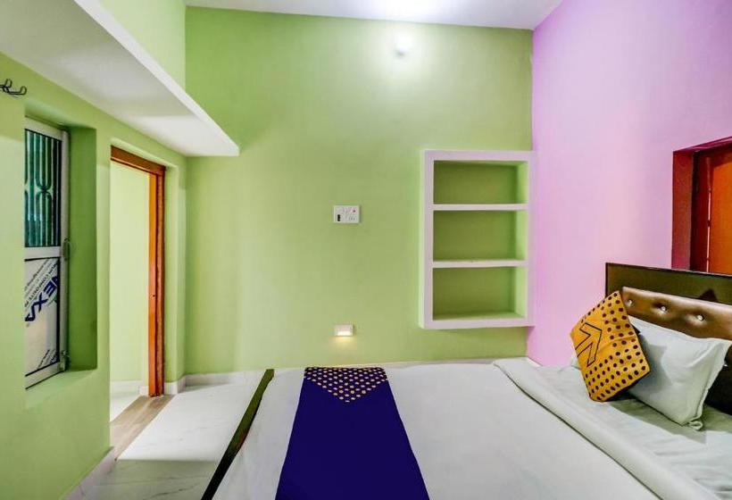 ホテル Spot On 77611 Hanuman Ji Guesthouse