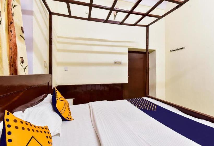 호텔 Spot On 77820  Shri Krishna And Restaurant