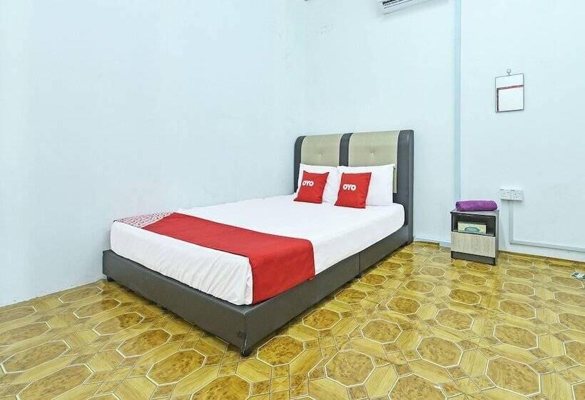 בית מלון כפרי Spot On 90181 Cz Classic