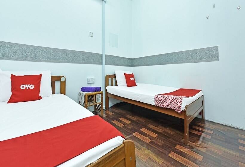 בית מלון כפרי Spot On 90181 Cz Classic