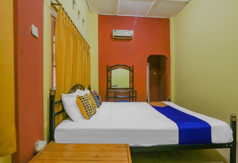 ホテル Griya Istana 1