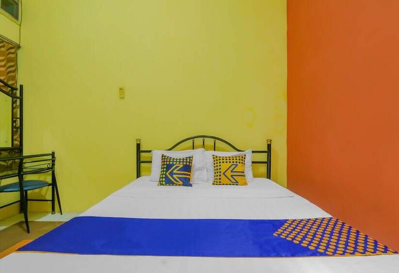 ホテル Griya Istana 1