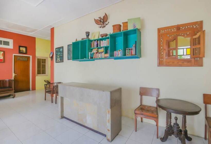 ホテル Griya Istana 1