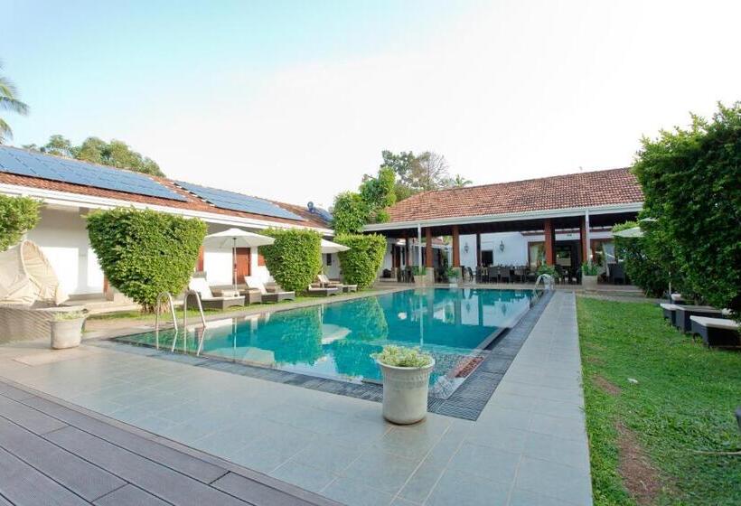 בית מלון כפרי Swanee Grand