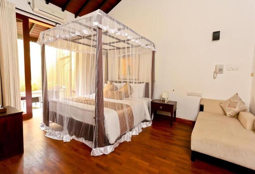 בית מלון כפרי Swanee Grand