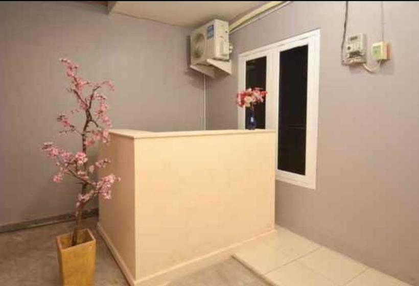 בית מלון כפרי Teratai Homestay Syarah