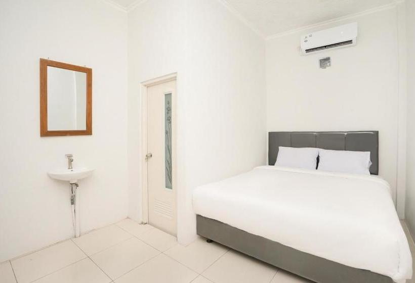 בית מלון כפרי Teratai Homestay Syarah