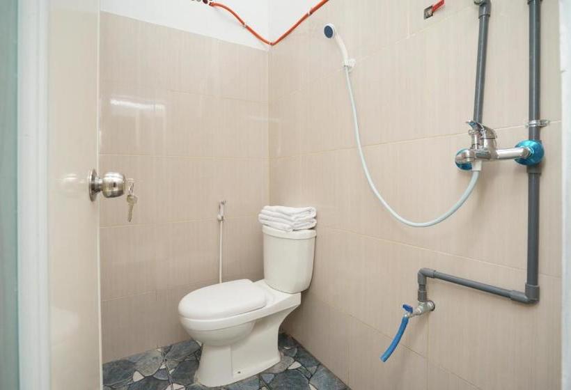 בית מלון כפרי Teratai Homestay Syarah