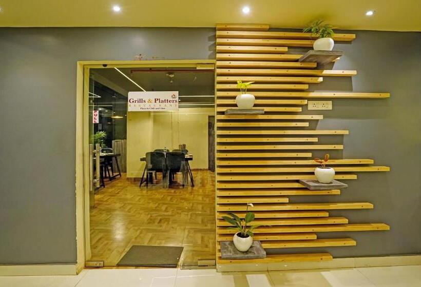 Отель Treebo Golden Nest