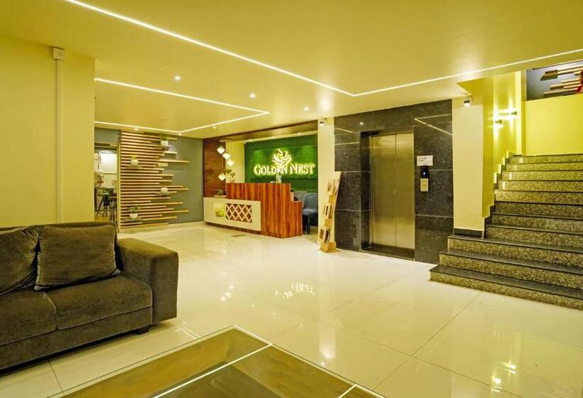 Отель Treebo Golden Nest