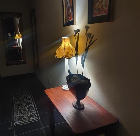 Отель Troas Boutique