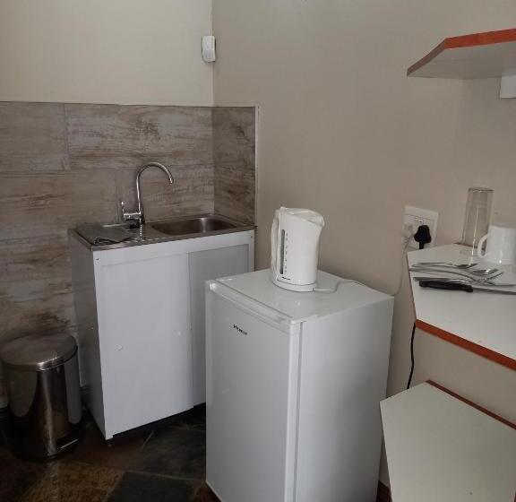 Отель Troas Boutique