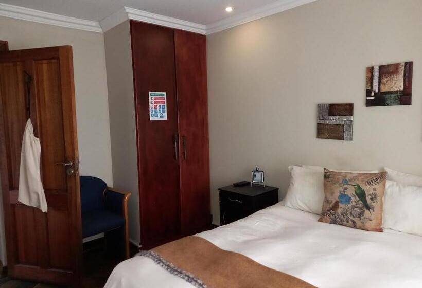 Отель Troas Boutique