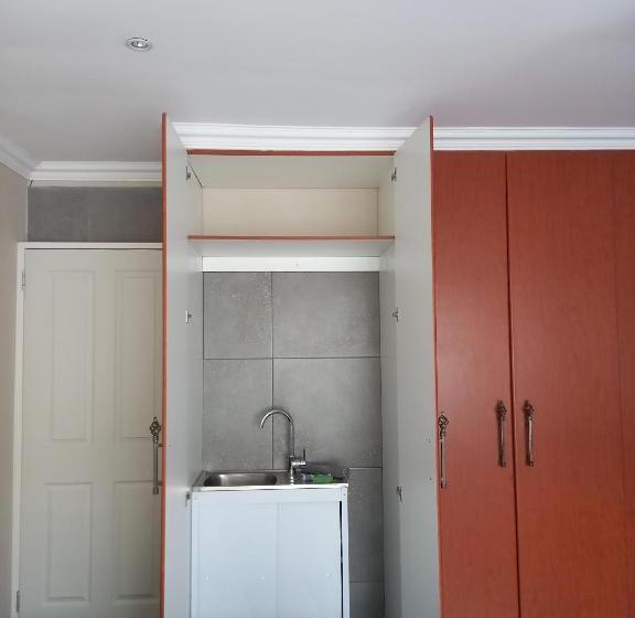 Отель Troas Boutique