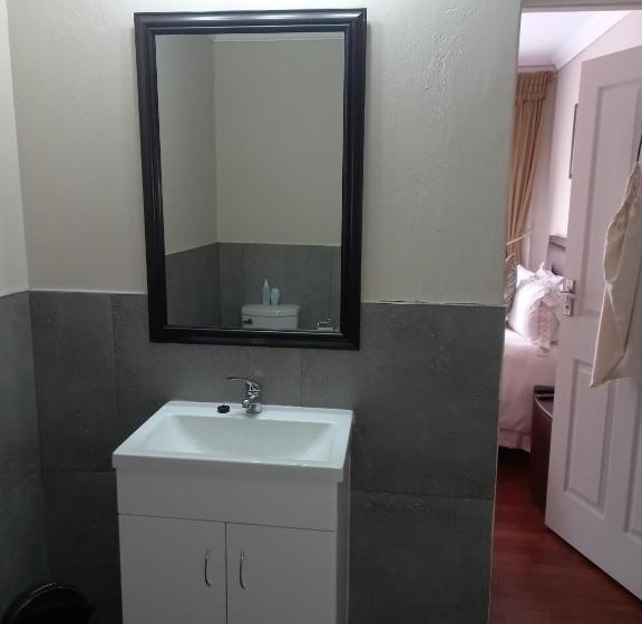 Отель Troas Boutique