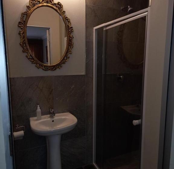 Отель Troas Boutique