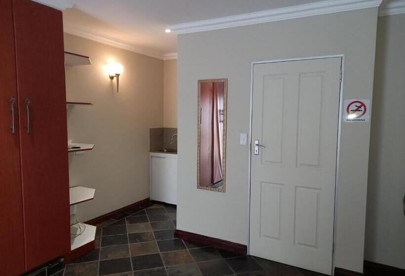 Отель Troas Boutique