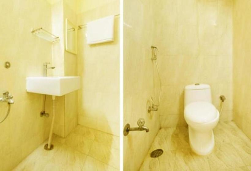 호텔 Vaishnavi Residency Srikalahasti