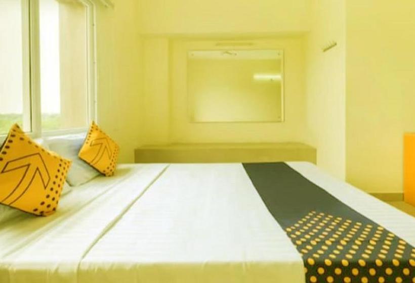 בית מלון כפרי Vaishnavi Residency Srikalahasti