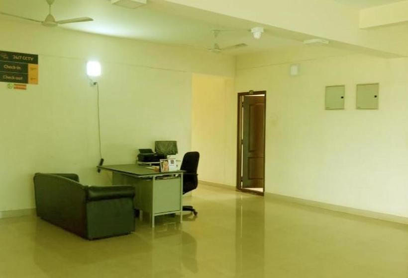 בית מלון כפרי Vaishnavi Residency Srikalahasti