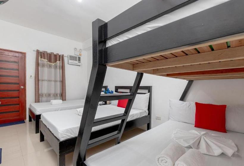 בית מלון כפרי Villa Andrea Pagudpud