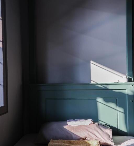 ペンション Hawara Coliving Midigama