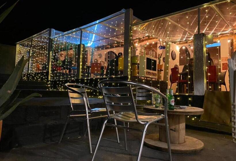 펜션 Club Aviva Guatavita Hostel Restaurante, Disco & Bar