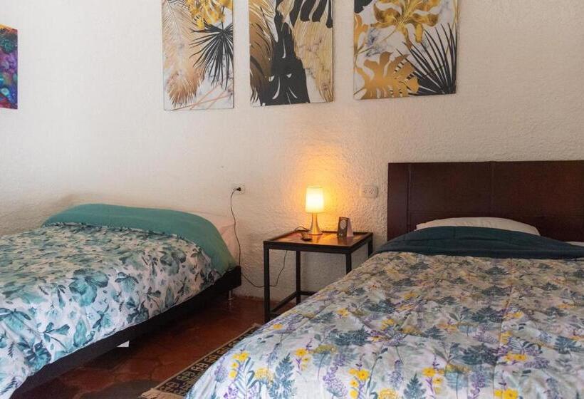 펜션 Club Aviva Guatavita Hostel Restaurante, Disco & Bar