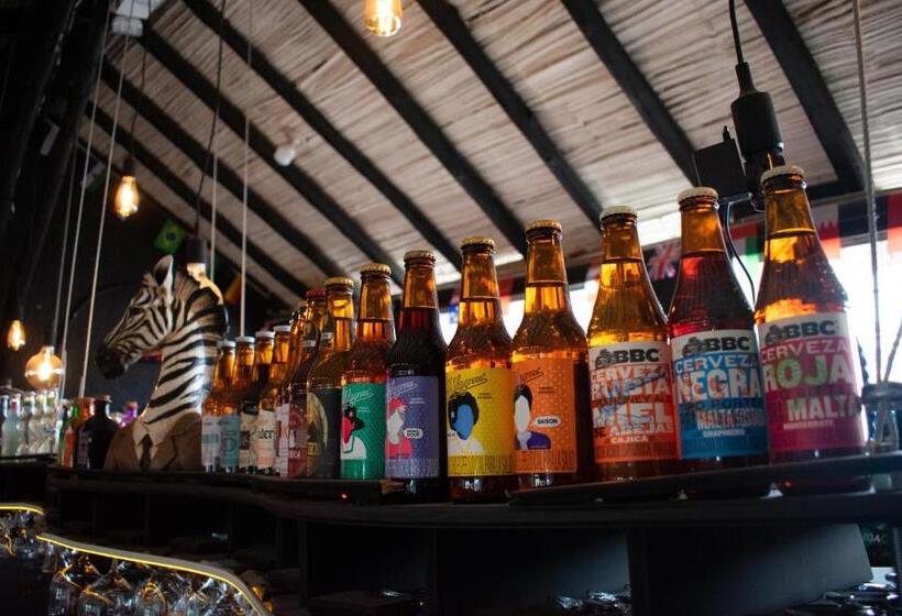 펜션 Club Aviva Guatavita Hostel Restaurante, Disco & Bar