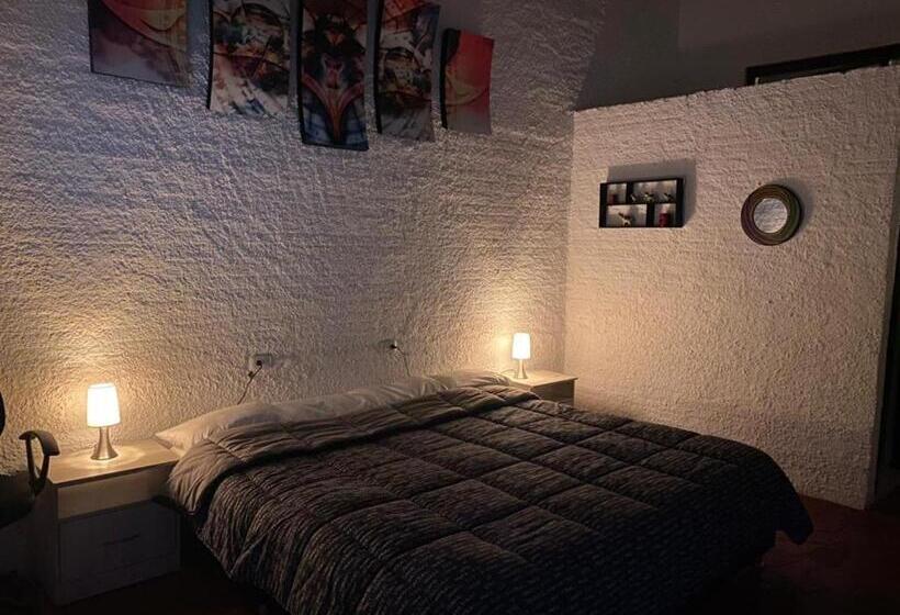 펜션 Club Aviva Guatavita Hostel Restaurante, Disco & Bar