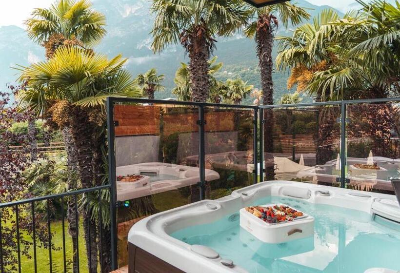 منتجع Treelodgy, The Tree House