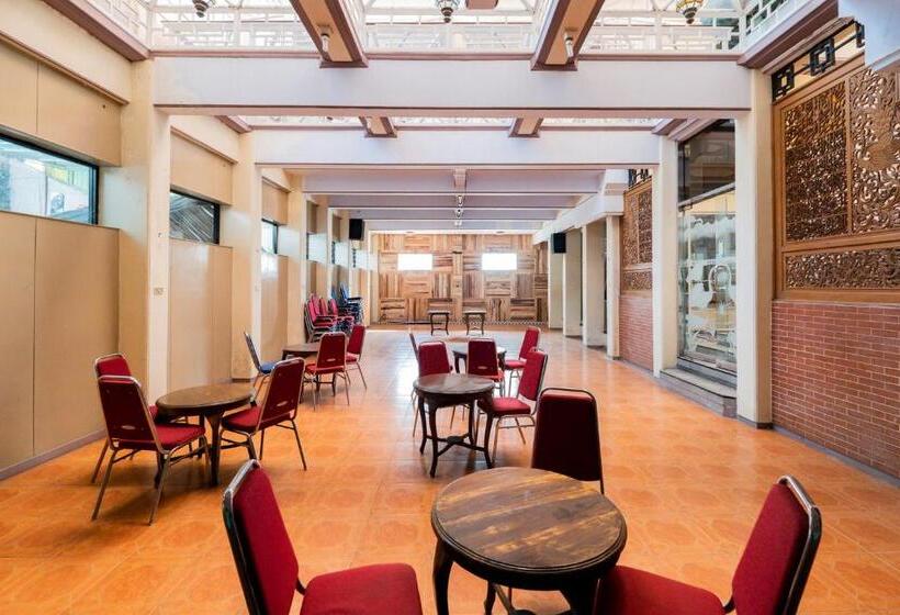 Urbanview Hotel Near Jatim Park 1 By Reddoorz