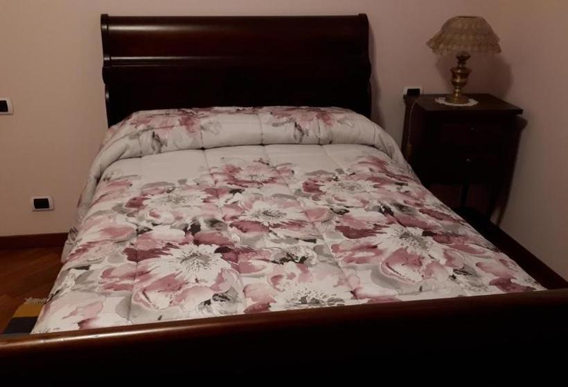 Villa Robinia B&b Guest House