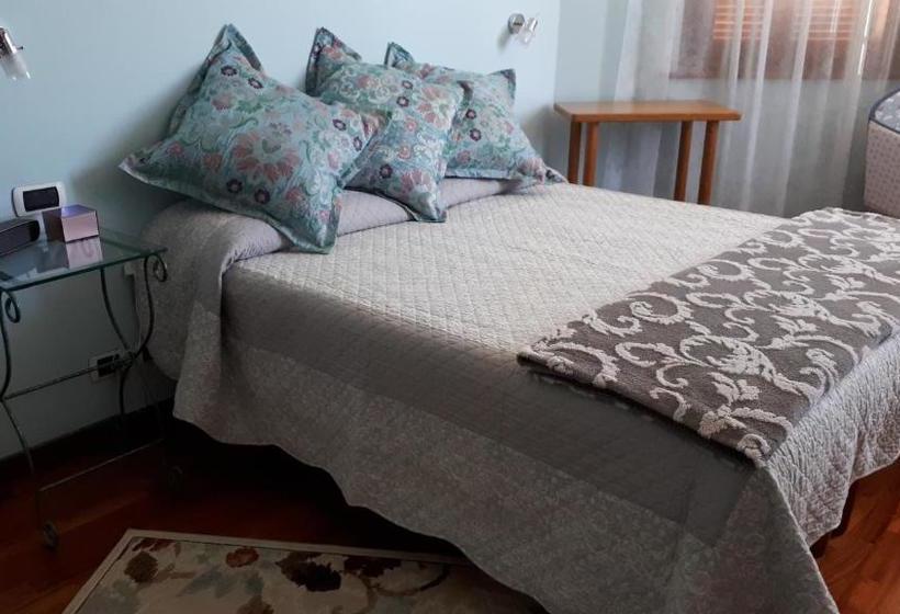 Villa Robinia B&b Guest House