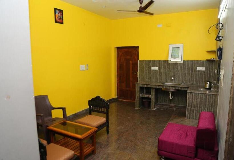 הוסטל Blissful Haven Art House   Near Entrance To Auroville