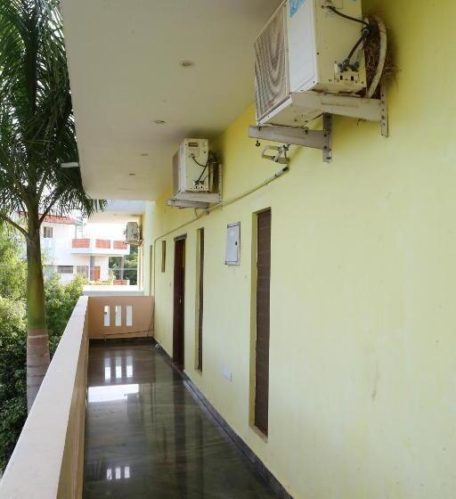 הוסטל Blissful Haven Art House   Near Entrance To Auroville