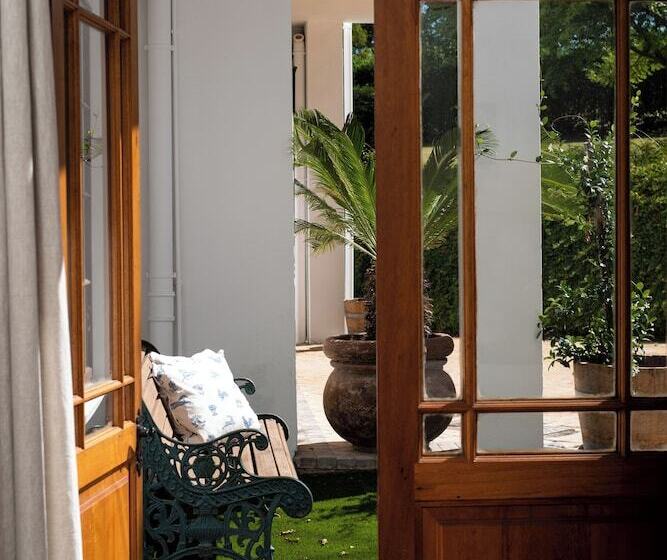 住宿加早餐  Avontuur Manor House And Wine Estate