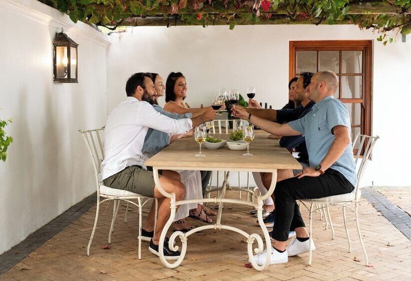 住宿加早餐  Avontuur Manor House And Wine Estate