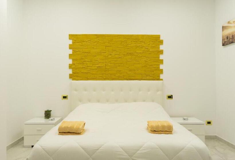 تختخواب و صبحانه Royal Central Room