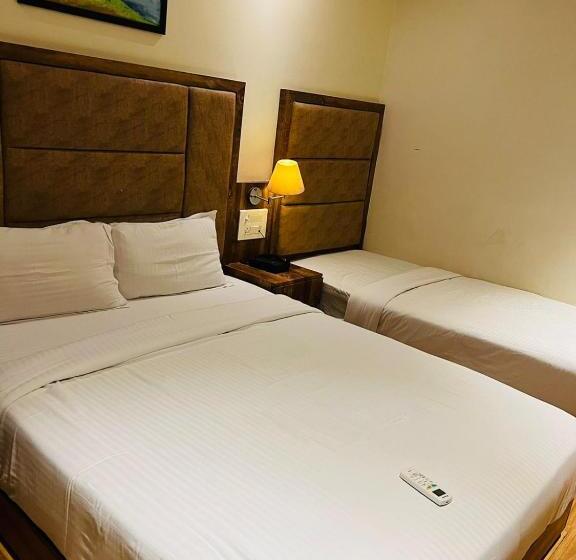 Byaris International By Bizzgrow Hotels