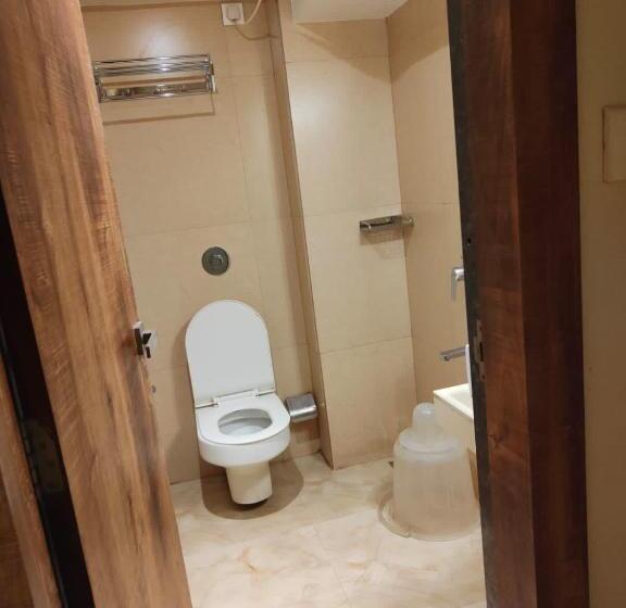 Byaris International By Bizzgrow Hotels