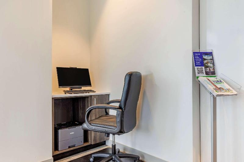 Cambria Hotel Rock Hill   University Center