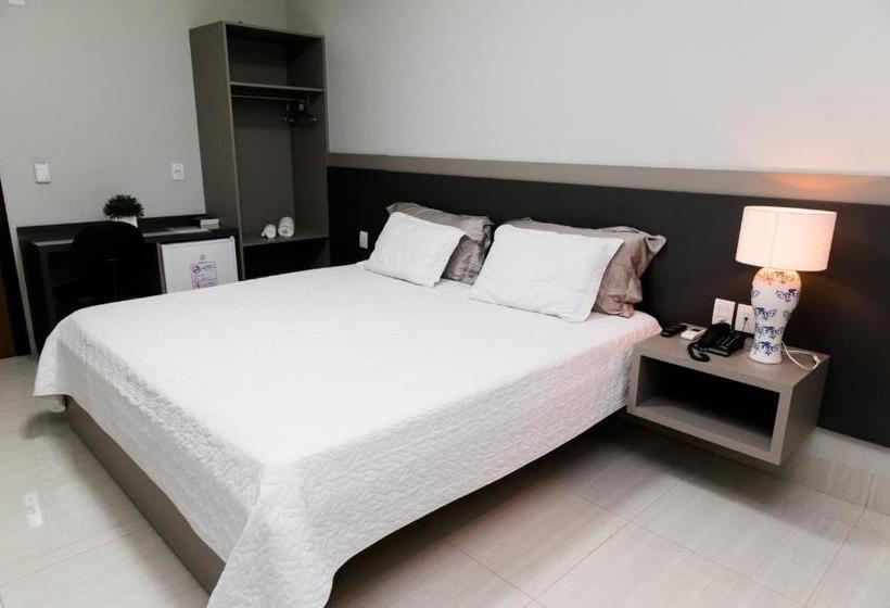 Отель Central Palace