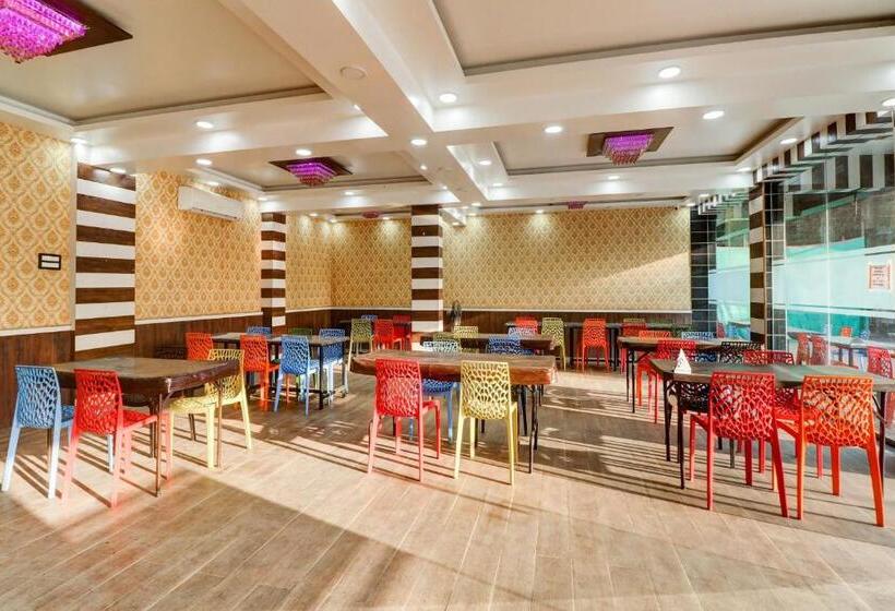 Отель Collection O 77782 Mini Punjab Hill Side Rooms